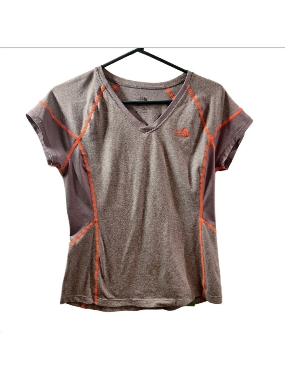The North Face Women's Fitted T Shirt Medium